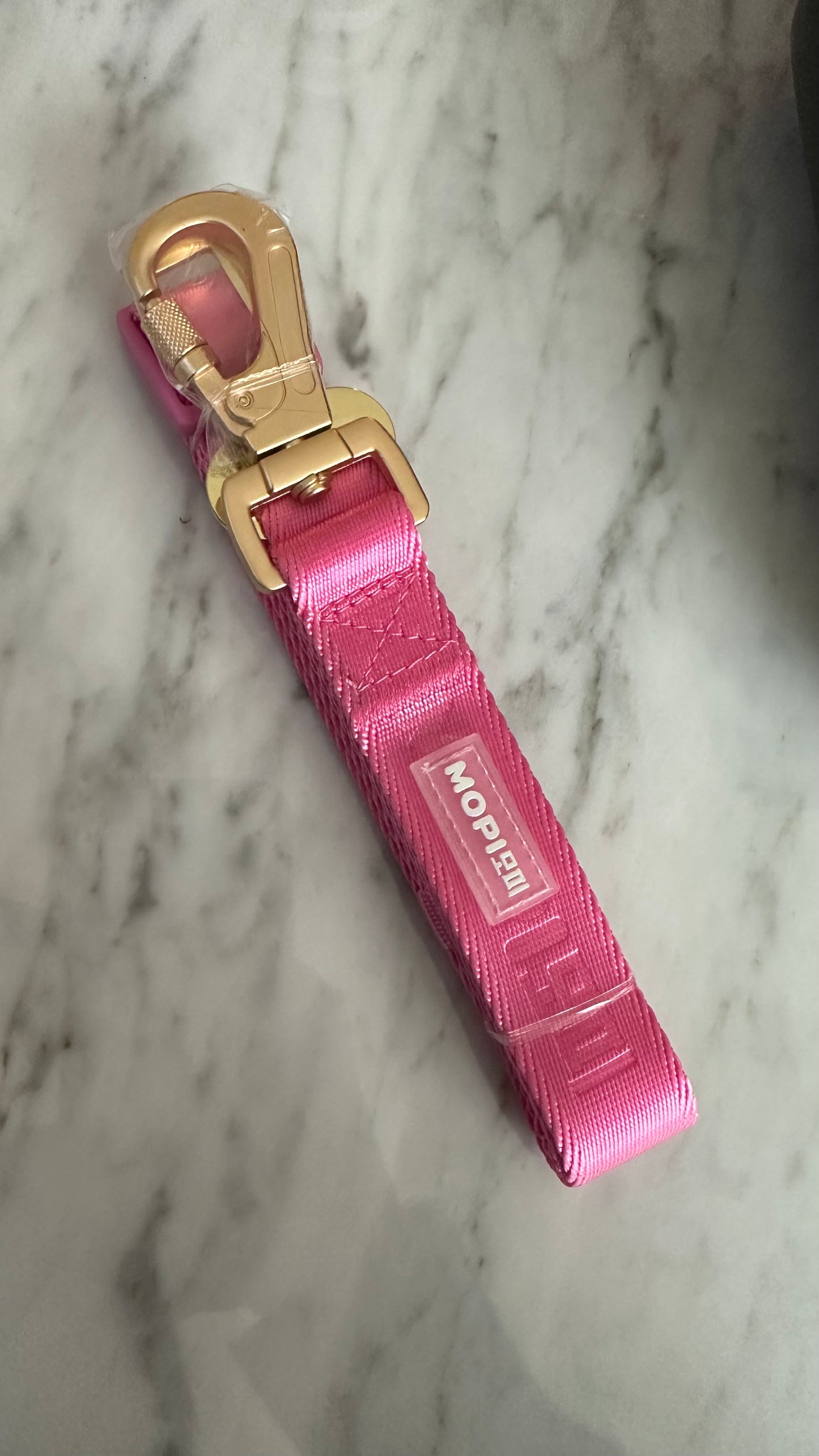 Cinturón para auto hot pink